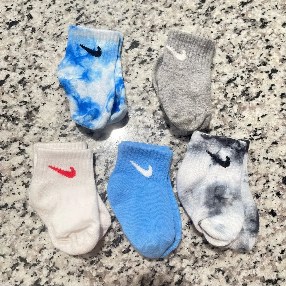 Nike Kids' Vibrant Ankle Socks Collection